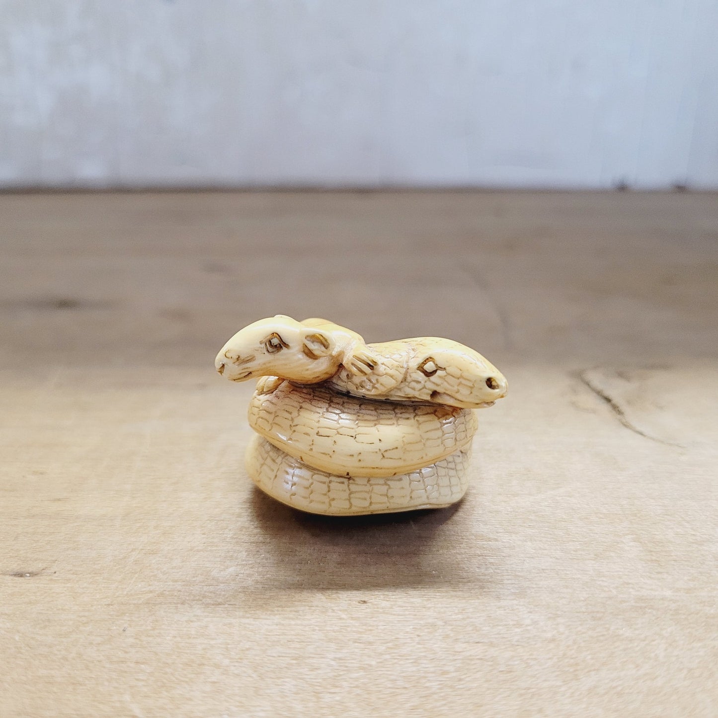 Antique Japanese Netsuke Rat & Snake Signed Figural Carving –  1 3/8"