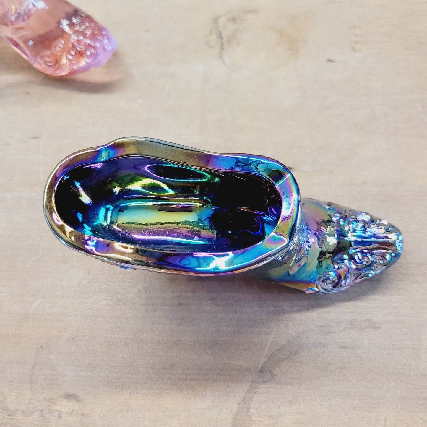Mosser Glass Scroll Slipper with Bow-Retired See Description
