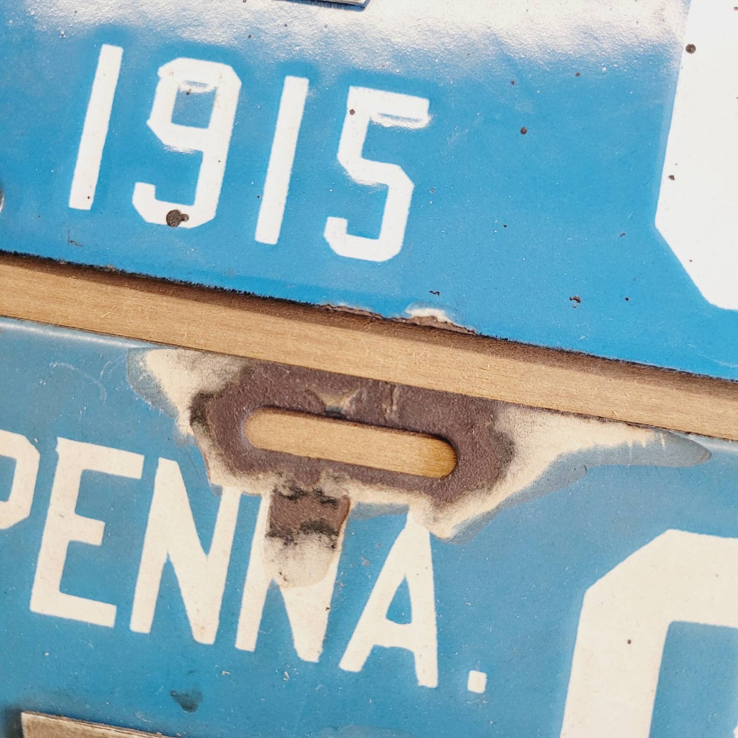 Pair 1915 PORCELAIN PENNSYLVANIA LICENSE PLATE VINTAGE AUTOMOBILIA