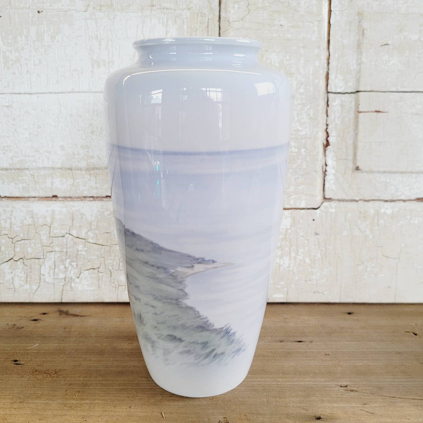 Bing & Grondahl Lake Beach Dock Scenery Vase