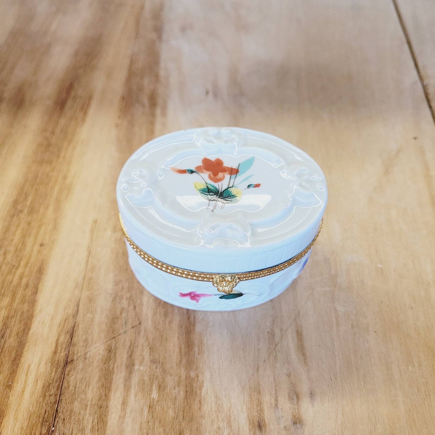 Vintage Winterthur Interpretation Trinket Box.