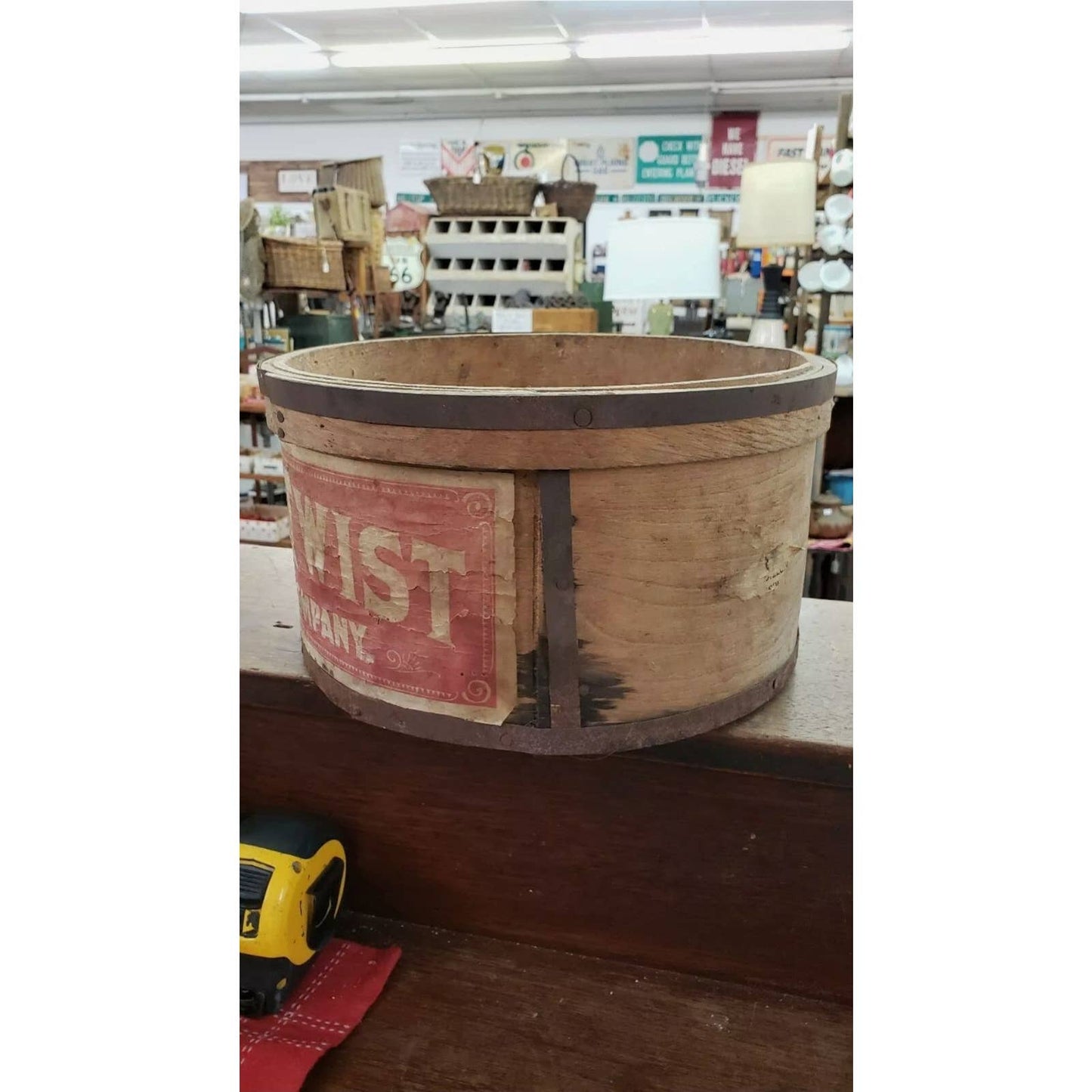 Fried Cake Twist Tobacco Store Container