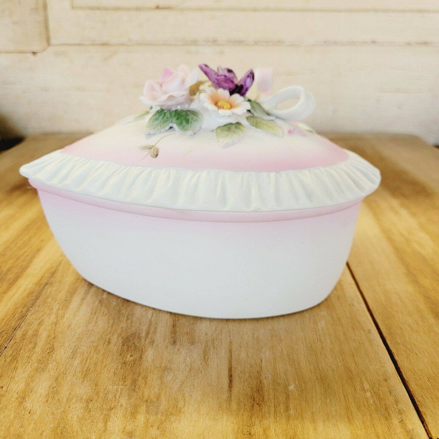 Lefton 3788 Pink Heart Shaped Trinket Flowers Valentine Candy Box Dish Japan.