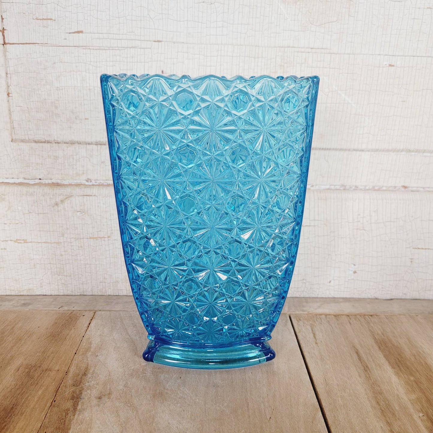 Vase Triangle Ice Blue Daisy & Button Antique Gillinder Glass Celery EAPG Rare