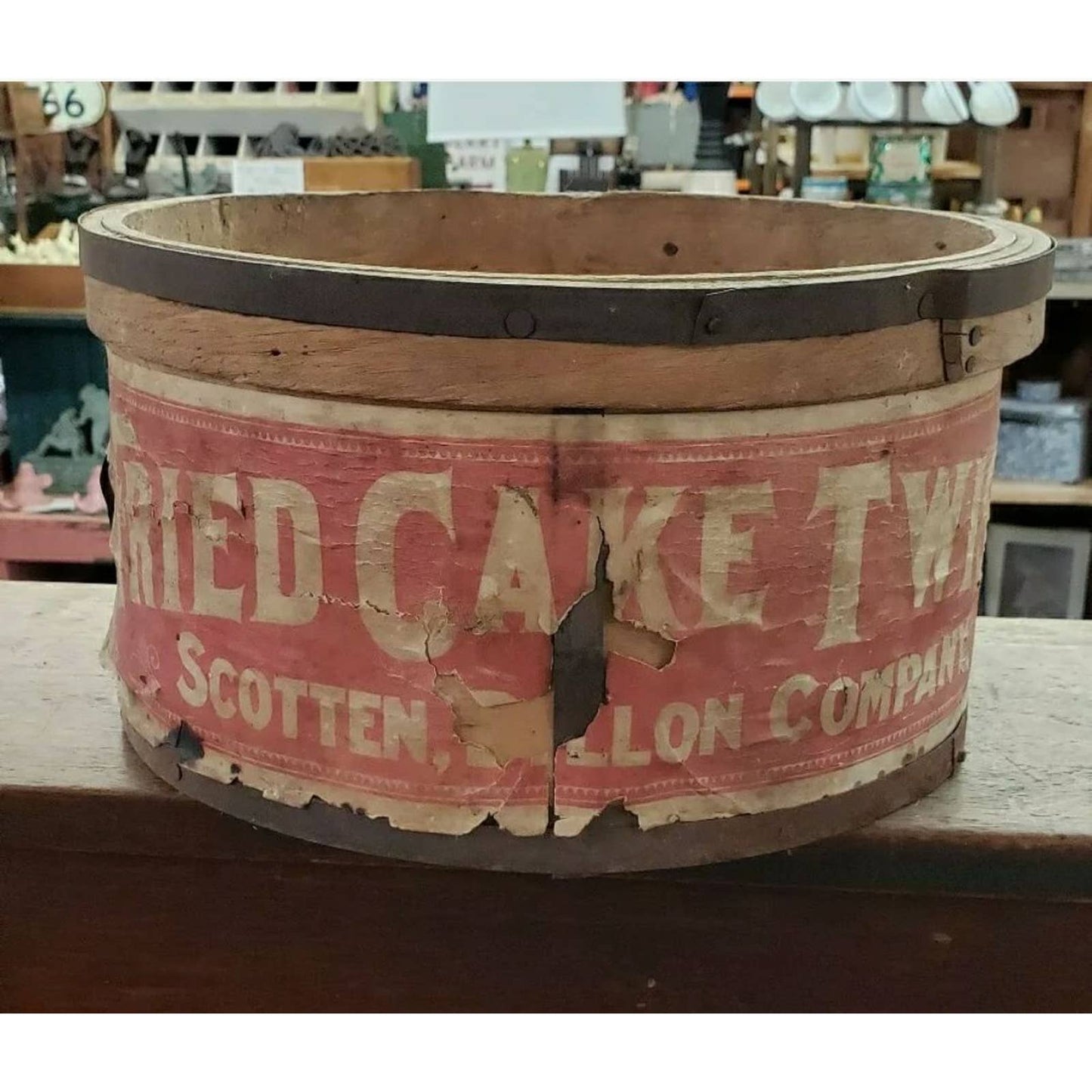 Fried Cake Twist Tobacco Store Container