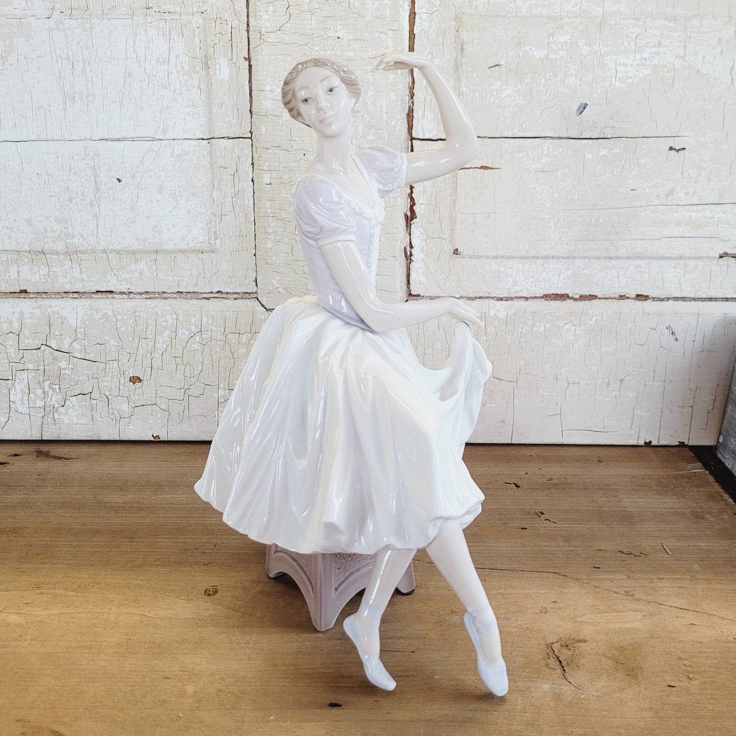 Lladro Weary Ballerina Retired