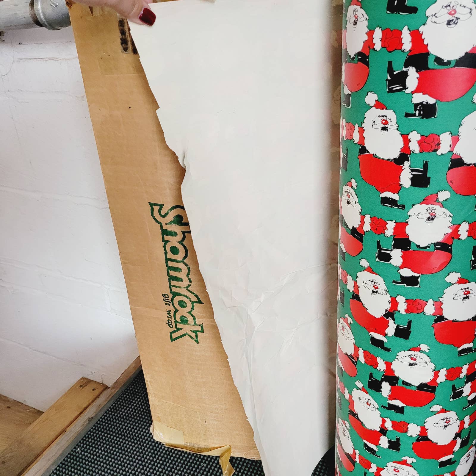 Christmas Santa Green & Red Vintage DEPT STORE WRAPPING PAPER ROLL