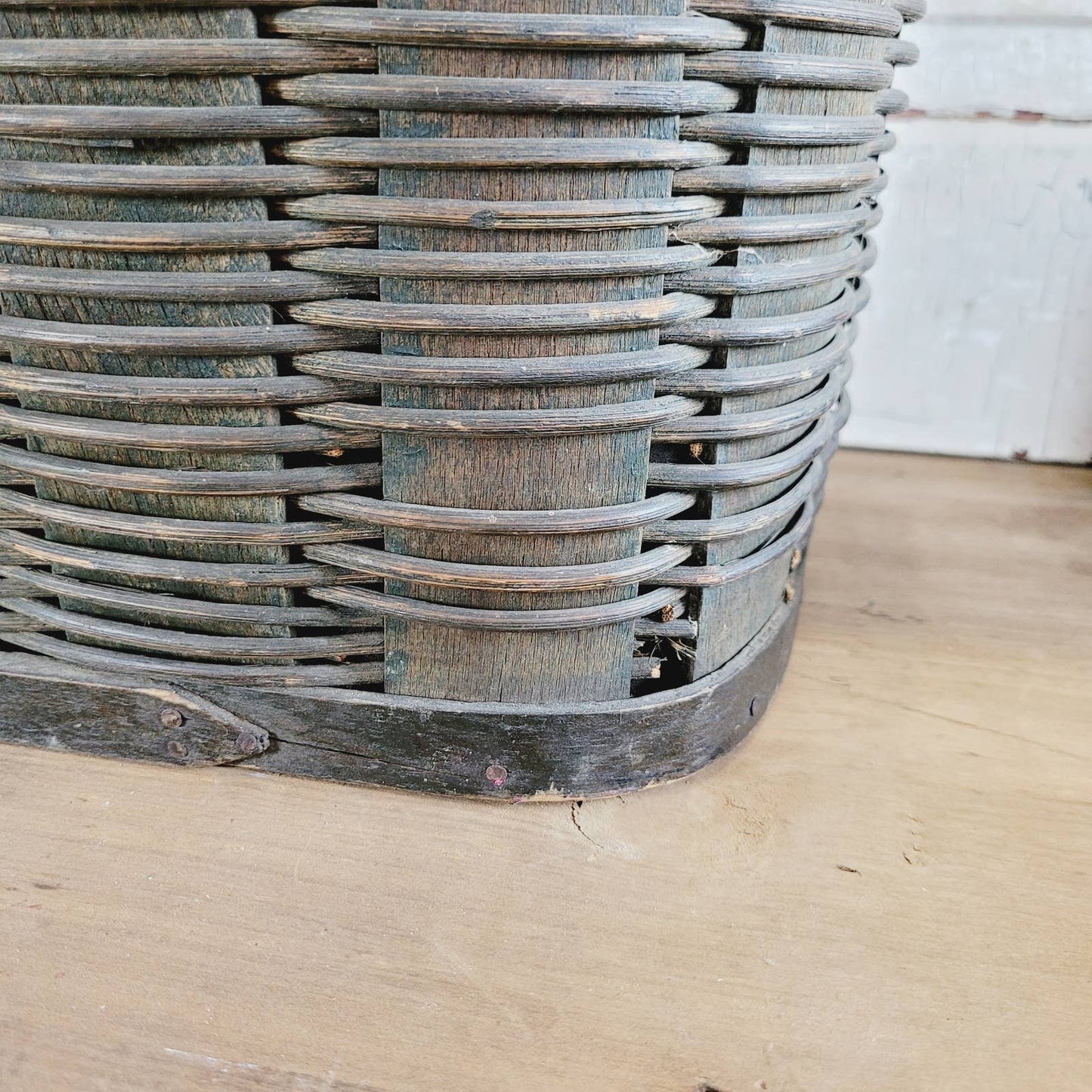 Antique Wooden Picnic Basket Hawkeye Refrigerator w/ Tin Insert and Containers