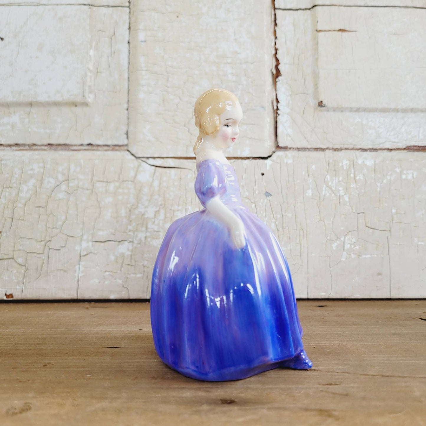 Vintage Royal Doulton England Porcelain Figurine “Marie” HN1370