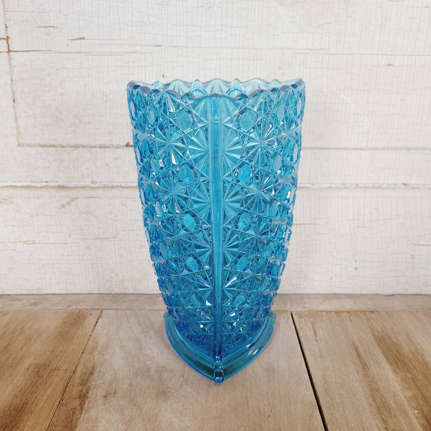 Vase Triangle Ice Blue Daisy & Button Antique Gillinder Glass Celery EAPG Rare